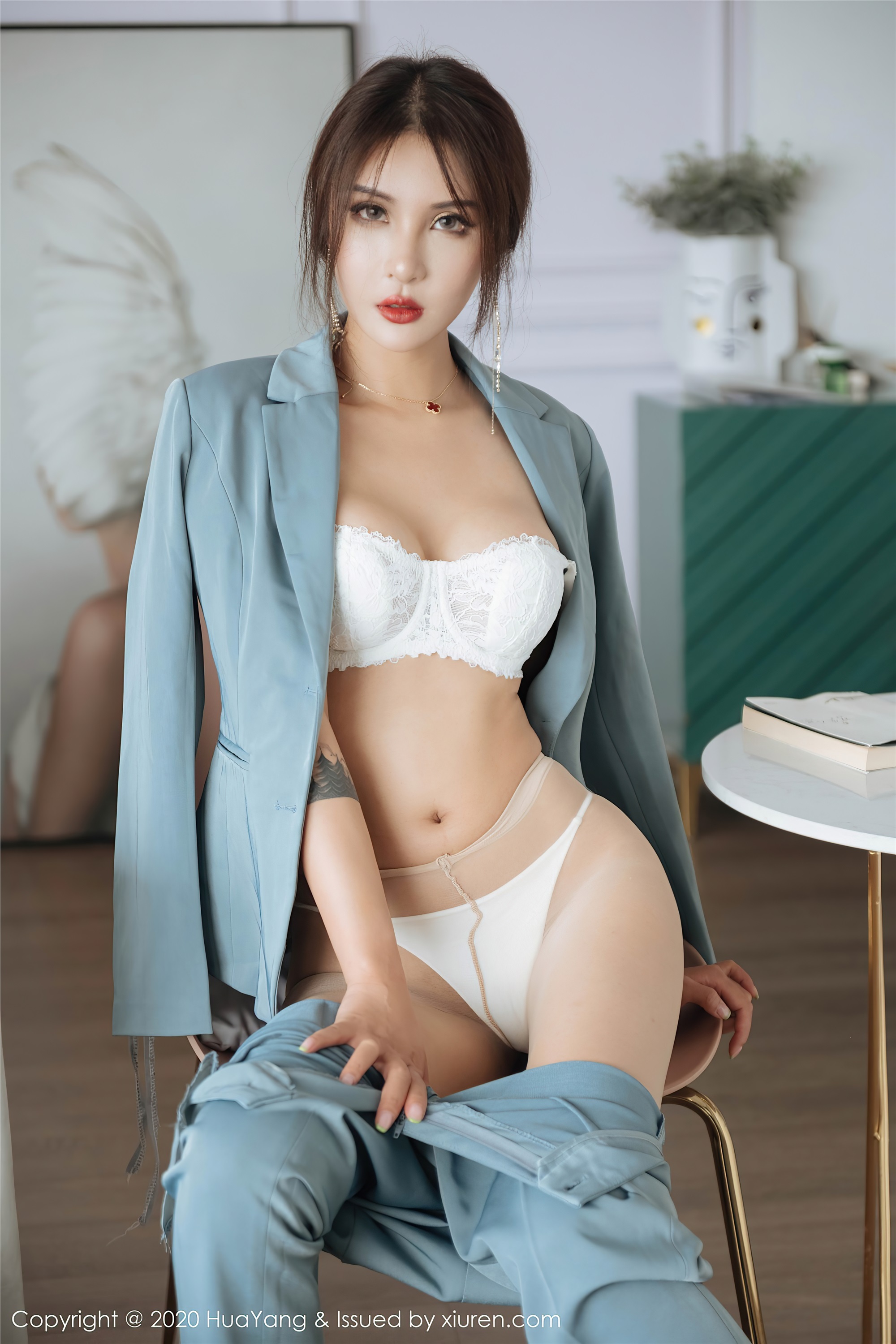 HuaYang花漾 2020.09.22 Vol.295 Emily顾奈奈
